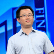 鲁政委：欧元区QE让人民币走到十字路口