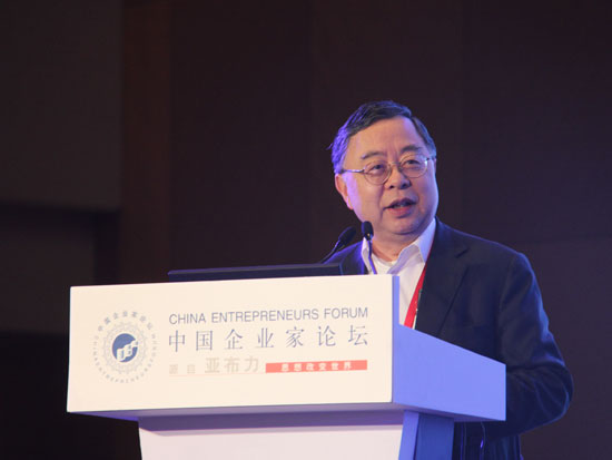 恒隆董事长_广西盛隆董事长柯雪利