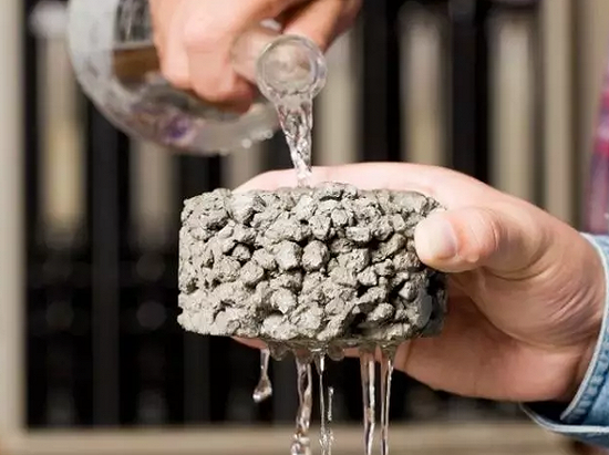 抗洪神器诞生:一分钟可吸走1000升水的新型混