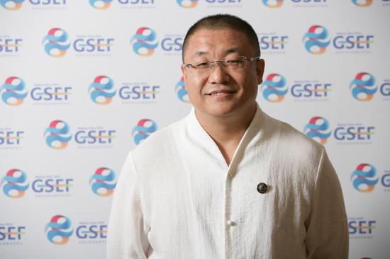 空中商学院秘书长于金龙