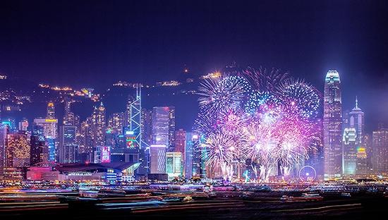 香港夜景。 图片来源：视觉中国
