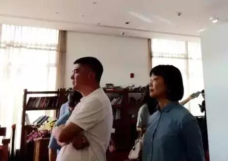 邓鸿现身成都 中行云南分行牵头70.8亿围猎成