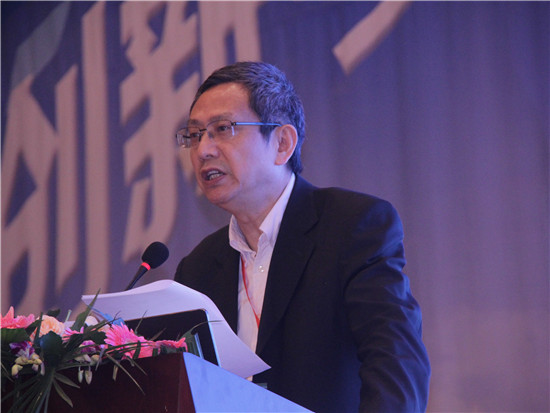 财政部财科所原所长贾康