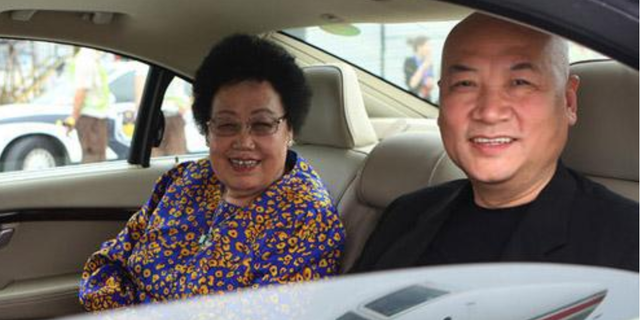 “唐僧”妻子陈丽华成中国女首富 神秘发家史曝光