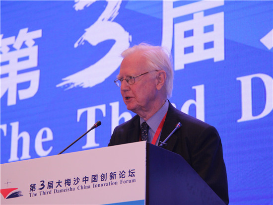 1996年诺贝尔经济学奖获得者詹姆斯·莫里斯