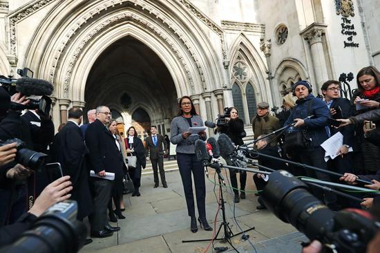 上诉到最高法院挑战英政府权威的是英国一位普通的投资经理Gina Miller。
图片来源：Dan Kitwood，Getty Images