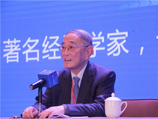 北京大学社会科学学部主任厉以宁