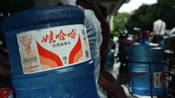 娃哈哈桶装水销售资质审核形同虚设