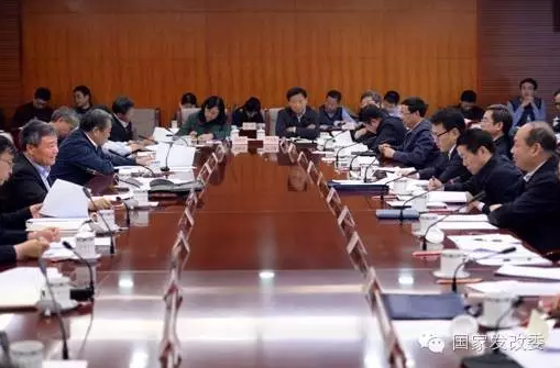 发改委召开座谈会分析研究明年经济工作思路