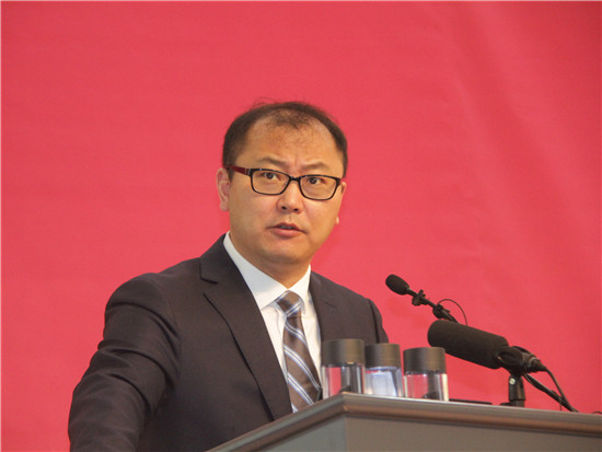 上海重阳投资管理股份有限公司合伙人、总裁兼首席经济学家王庆