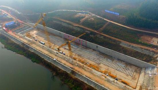 泰坦尼克复制投资人:卖能源项目筹资金 没给贪