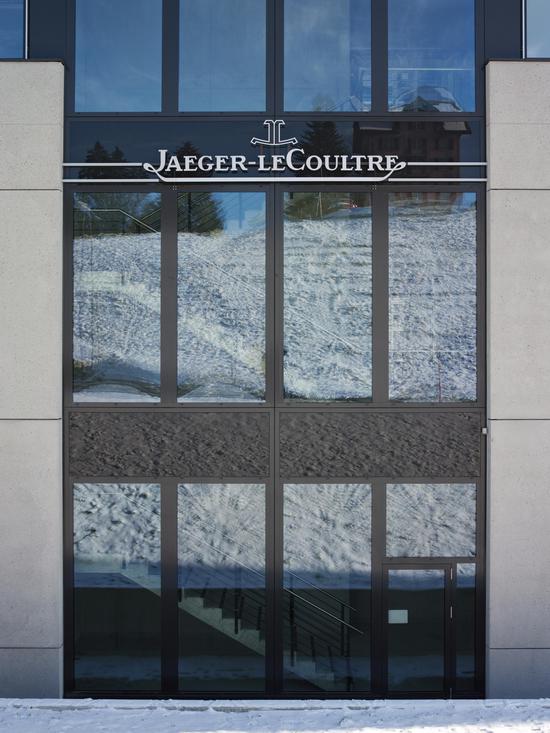 大工坊的冰雪镜像