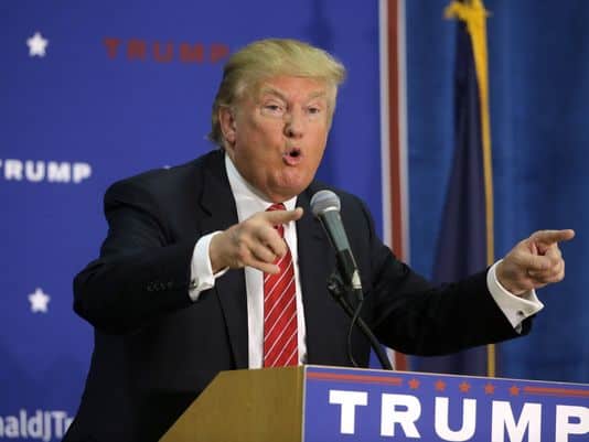 特朗普签行政命令 以 极端审查 限制移民美国|特