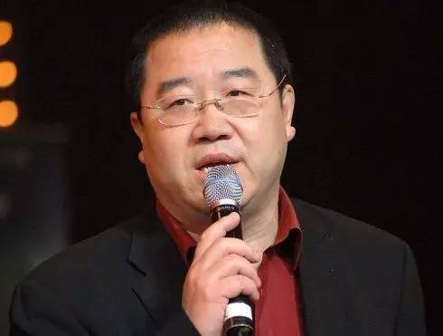 著名导演英达涉嫌在美洗钱被捕 最高或面临10