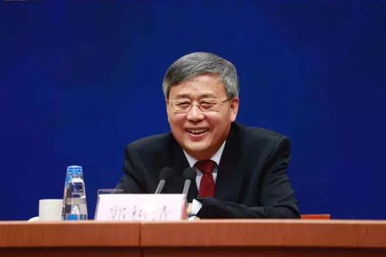 郭树清在问:是不是因为山东债委会推进的好才被调到银监会的?