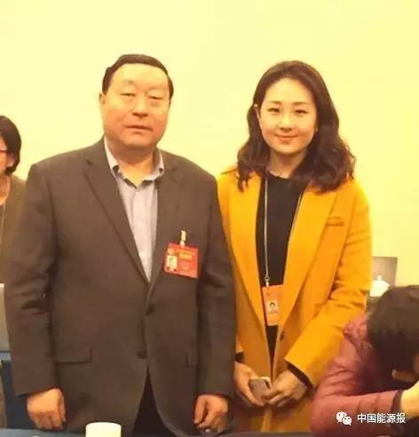 中国能源报上会记者渠沛然、钟银燕采访刘振亚