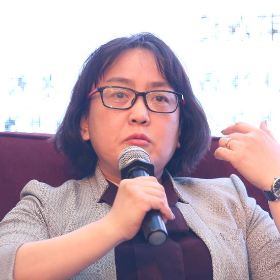 贺燕萍:践行绝对收益为理念 踏实务实专注专心