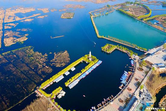 俯瞰河北省安新县境内的白洋淀（3月31日摄）。新华社记者 杨世尧摄