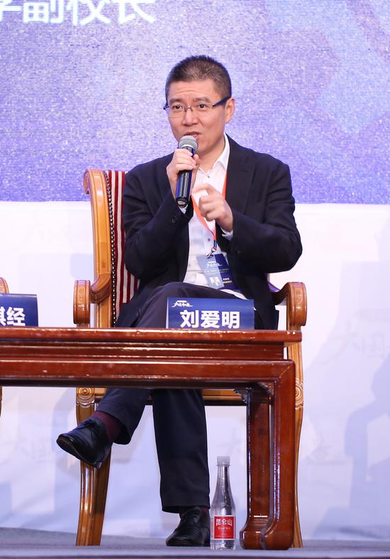 中成集团董事长_乐成集团董事长倪浩华