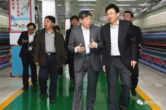 4月5日，张士平接待中国银行山东省分行副行长杨青的到访。