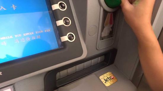 澳门推出银联卡ATM取现新规 加大反洗钱力度