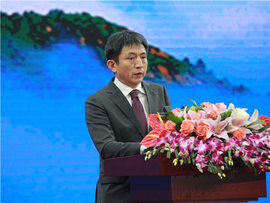 商务部部长助理、党组成员李成钢