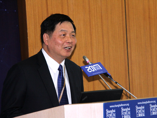 台湾财团法人保险事业发展中心总经理吴崇权
