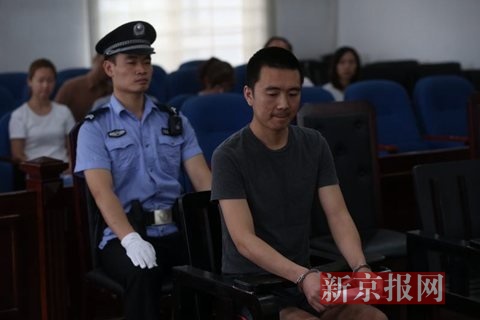 智联招聘员工私卖个人信息2元1条 15万条简历