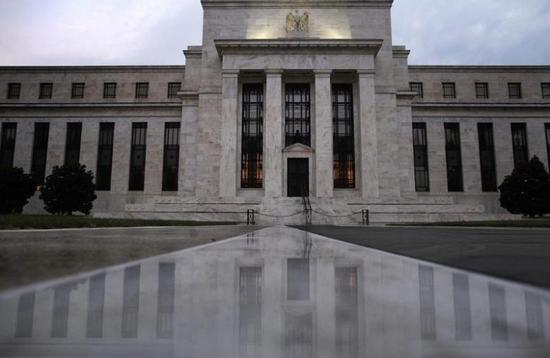 资料图片：2013年7月华盛顿，美联储总部大楼。