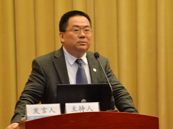 中国社会科学院经济研究所副所长、研究员朱恒鹏