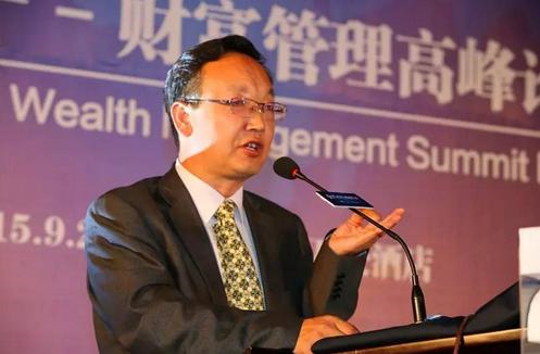 老牌央视财经评论员任职新浪海外分期特别金融