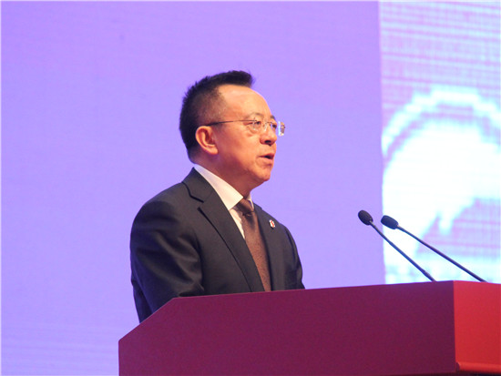 协鑫集团寇炳恩:争取2019年底实现光伏发电平