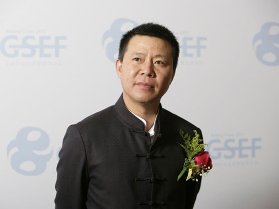 均瑶集团董事长_均瑶集团王均瑶老婆(2)