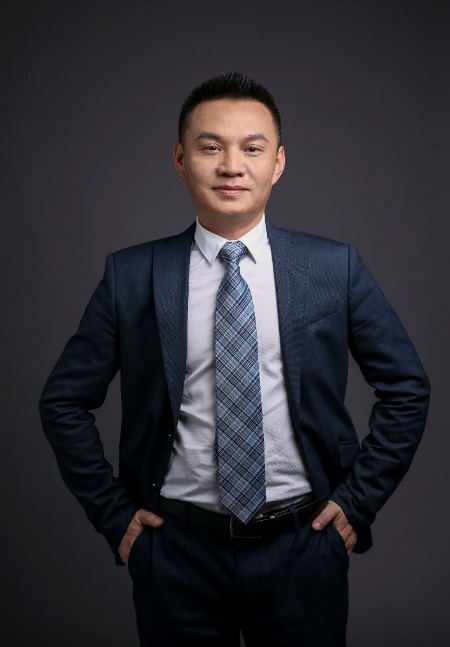 鹏华基金资产配置与基金投资部（FOF投资部）总经理于洪洋