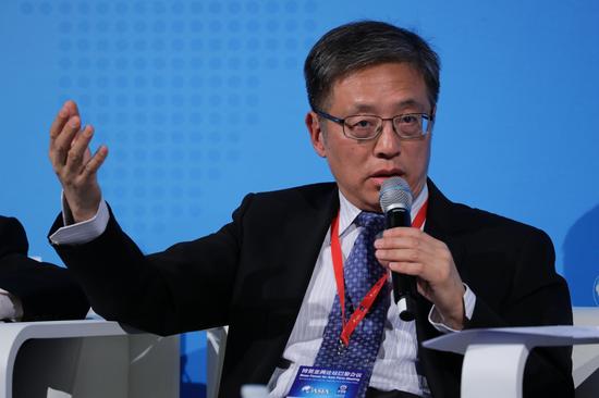 中投全球董事长_全球高考游惑秦究图片(2)