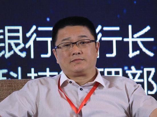 图文:浙江稠州商业银行副行长黄纪法