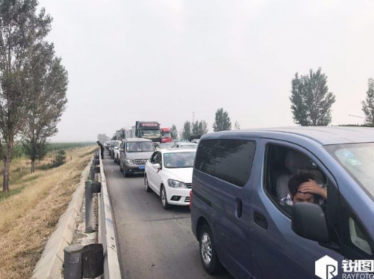 黄金周有多堵?北京去沧州200多公里开了一夜