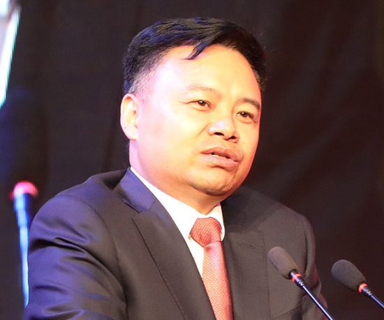 长江保险老总_长江黄河(2)