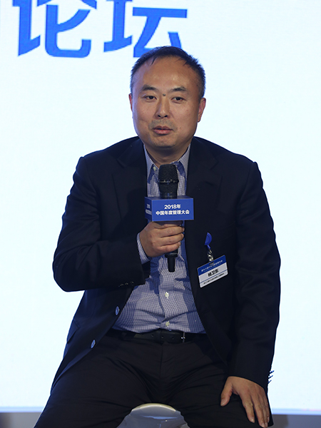 卫星石化董事长_卫星简笔画(2)