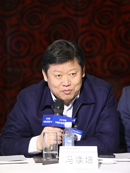 京运通董事长_运通集团董事长照片