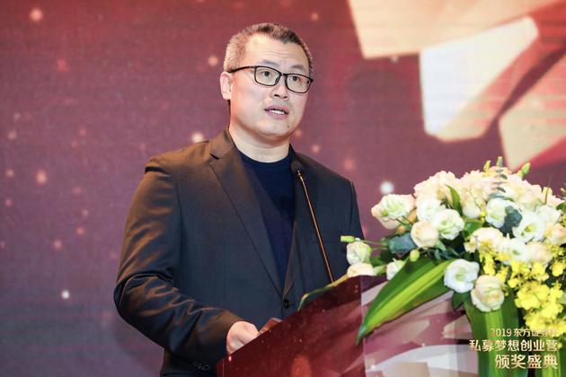 新浪高级副总裁 邓庆旭