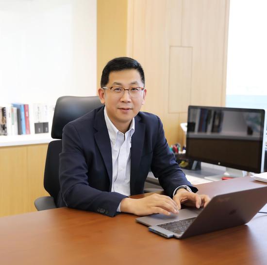 苏州华兴源创科技股份有限公司董事长陈文源