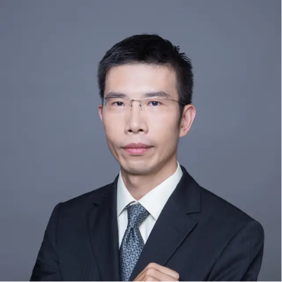 市场艰难磨底的日子里，万众都在等待那个“大底”