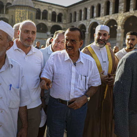 抖音视频播放量购买，如何快速提升曝光度？