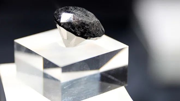 视频丨进博会首秀！88克拉传奇黑钻 估值3700万美元