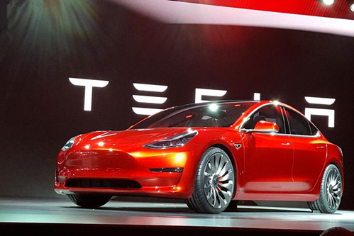 马斯克称Model 3日产量有望在本周超过500辆 较上月提升75%