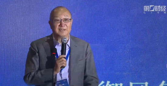 万通集团董事长_万通筋骨贴