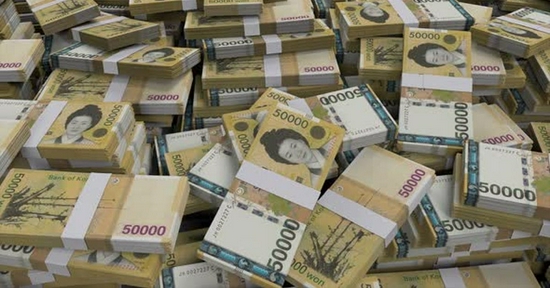 韩银行业对家庭贷款达创纪录1040万亿韩元 加剧泡沫担忧