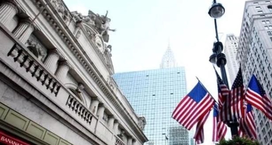 盘前：美国银行业危机再起 重磅数据今晚密集来袭