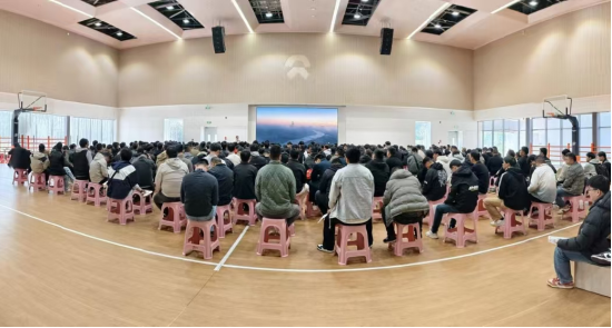 蔚来单周交付首破1.06万,ES8交付周期需3个月,目前大批招工抢人、增加夜班和班车,李斌内部讲话称“拐点” 蔚来单周交付首破1.06万,ES8交付周期需3个月,目前大批招工抢人、增加夜班和班车,李斌内部讲话称“拐点”